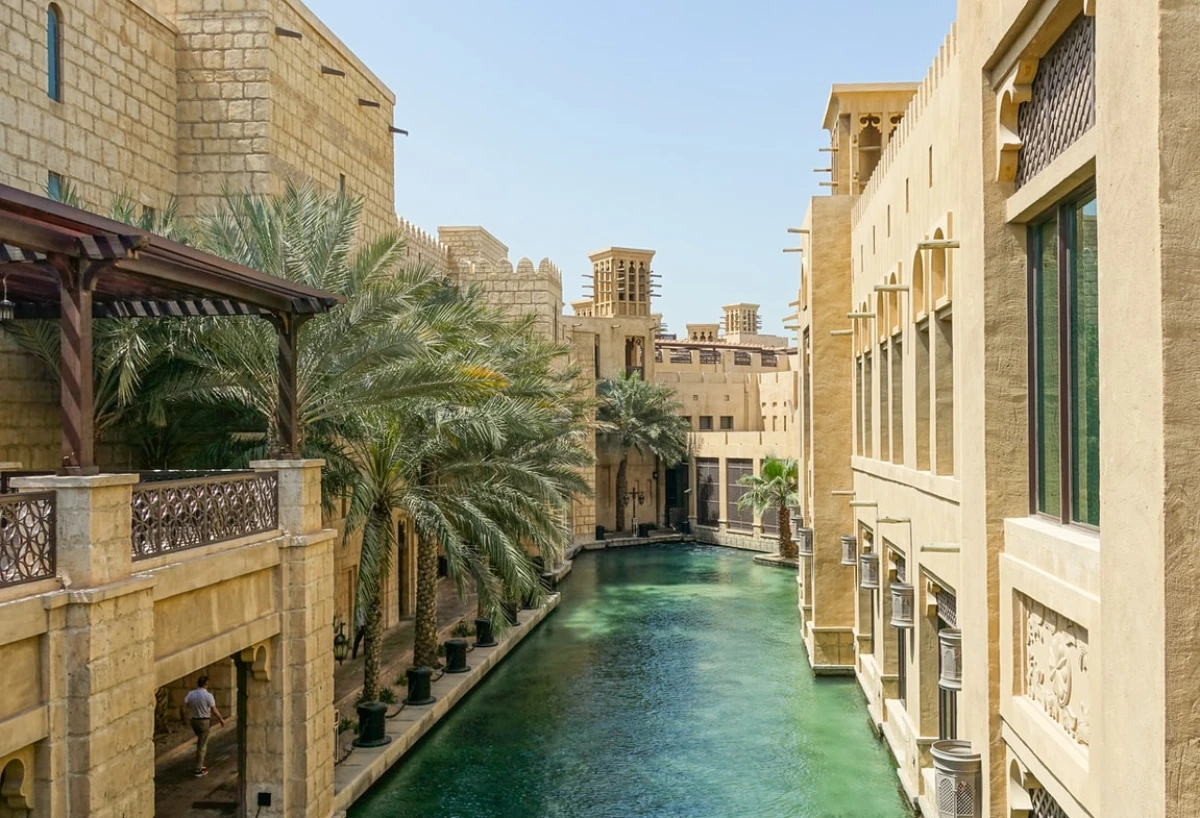 5 Lugares que no puedes perderte en Dubái 
